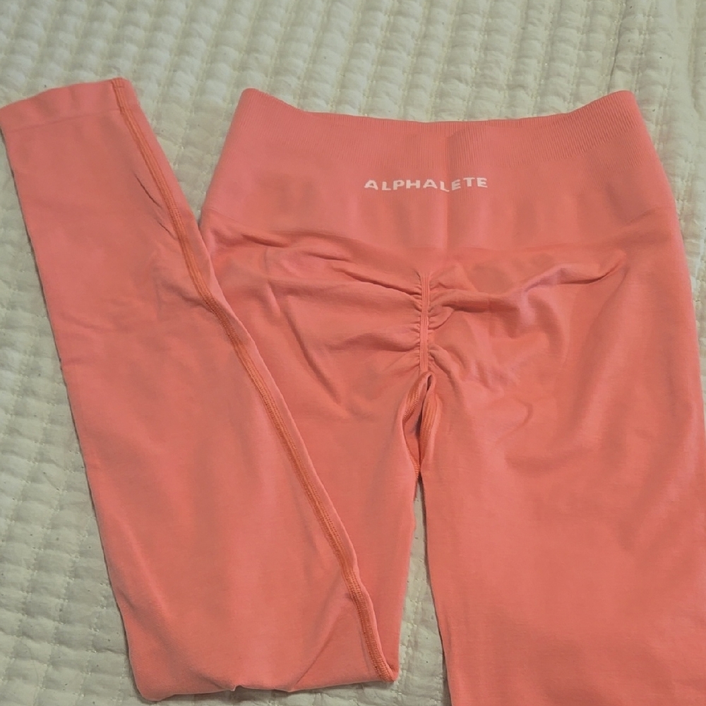 Alphalete Pink Amplify Leggings
